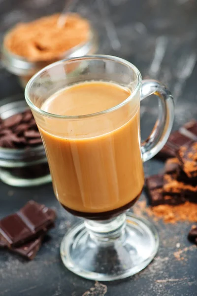 Chocolate bars and cocoa drink — Stock Photo, Image