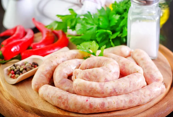 Enchidos de carne crua — Fotografia de Stock