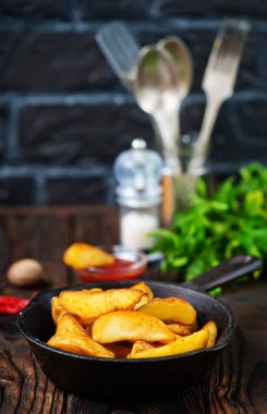 Kızarmış patates kase