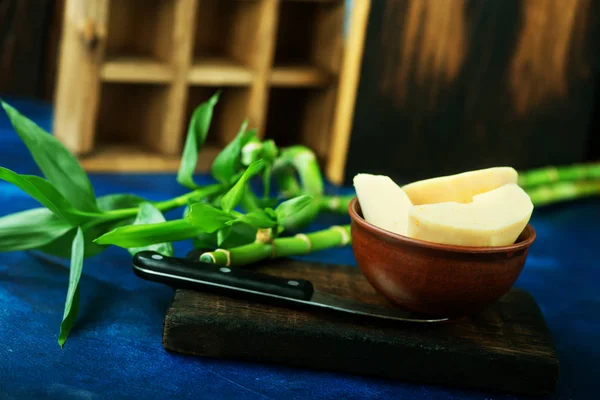 美味的竹笋，在碗里 — 图库照片
