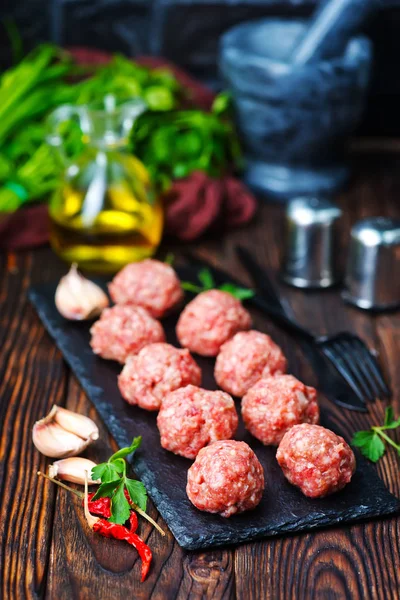 Raw meat balls — Stock Photo, Image
