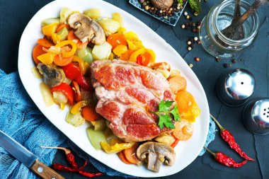 ile sebze kızarmış et