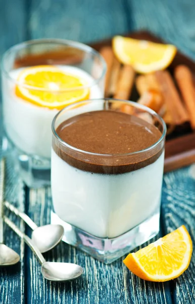 Milk desserts with chocolate — Stock Photo, Image