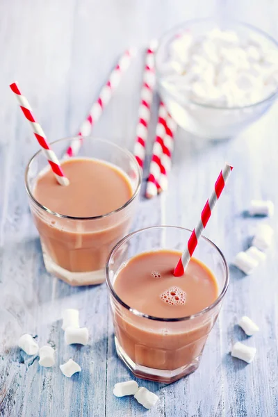 cocoa drink in glasses