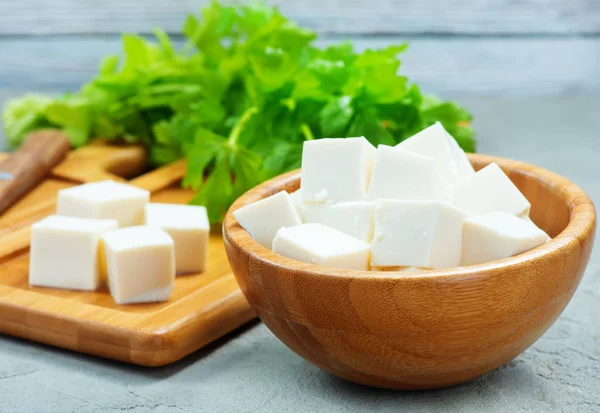 Queijo tofu na tigela — Fotografia de Stock