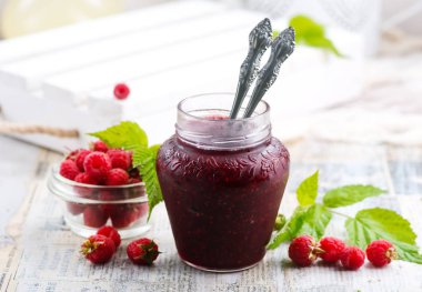 taze frambuaz reçeli