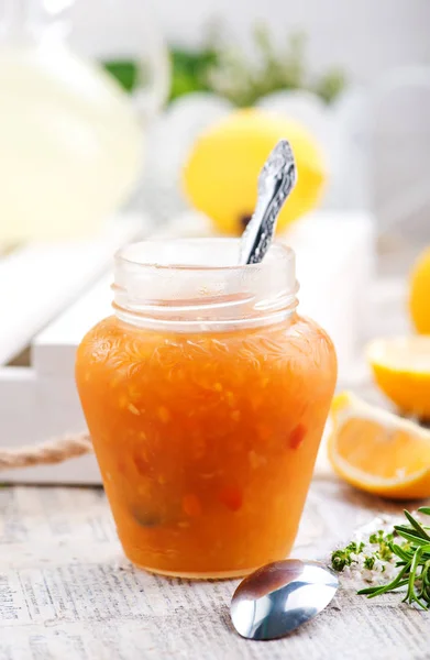 Marmellata di limone in vaso di vetro — Foto Stock