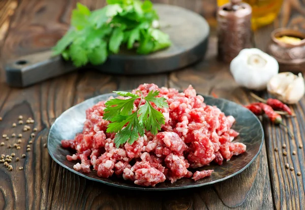 Minced meat with salt and spices — Stock Photo, Image