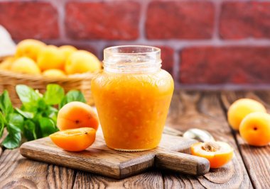 taze kayısı reçeli