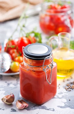 domates sosu kavanoz