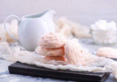 Kiraz ile ev yapımı zefir