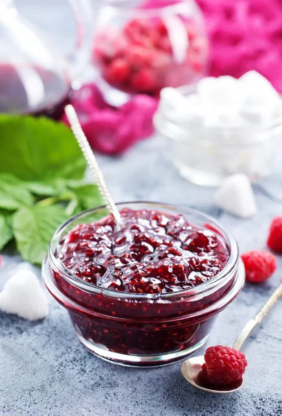 Raspberry jam in bowl — Stock Photo, Image