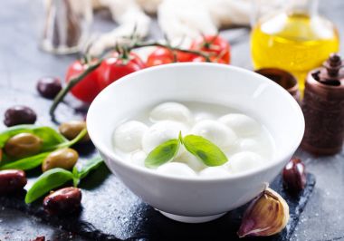 caprese salatası için malzemeler