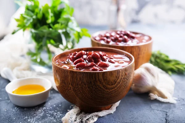 Frijoles rojos con salsa —  Fotos de Stock