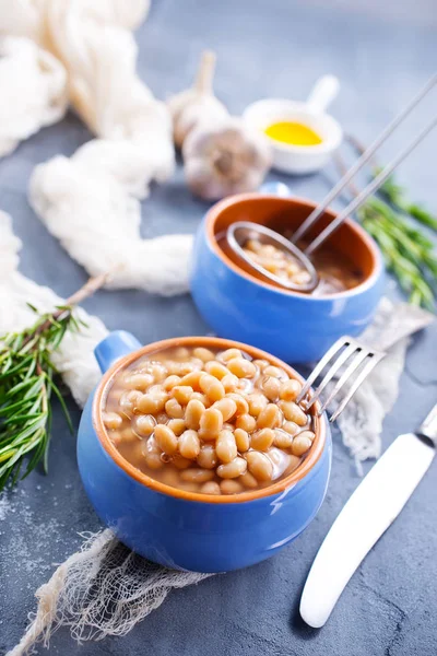 White beans with sauce — Stock Photo, Image