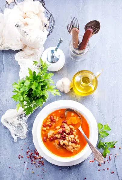 Zuppa con fagioli e carne — Foto Stock