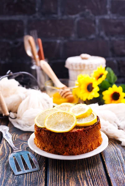 Torta com fatias de limão fresco — Fotografia de Stock
