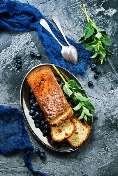 Pastel con arándanos frescos — Foto de Stock