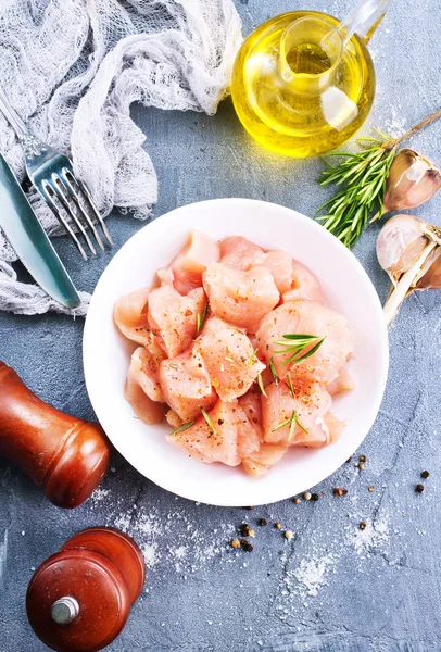 Filetto di pollo crudo — Foto Stock