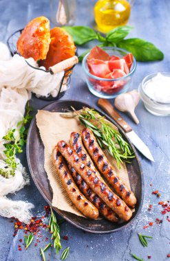 peynir ve baharat ile sosis