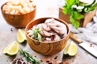 Tablo taze deniz ürünleri