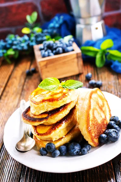 Tabakta ev yapımı krep.