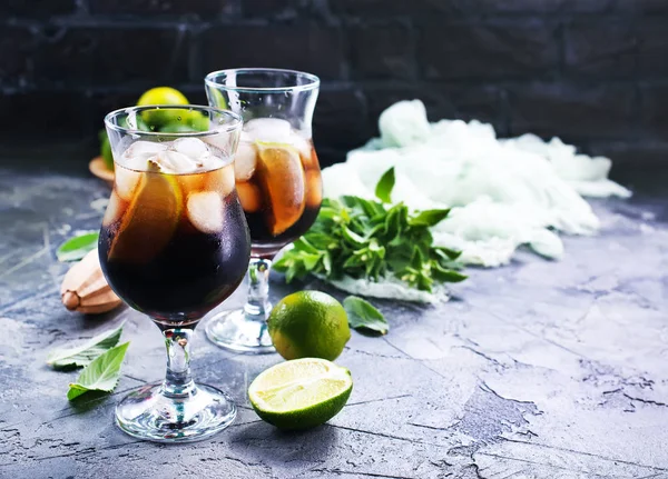 Fresh alcohol drink with ice — Stock Photo, Image