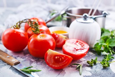 taze domates ve baharat