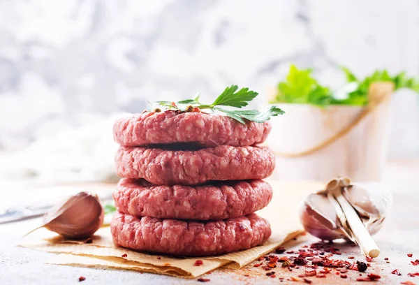 Hamburger için ham Beşamel sos