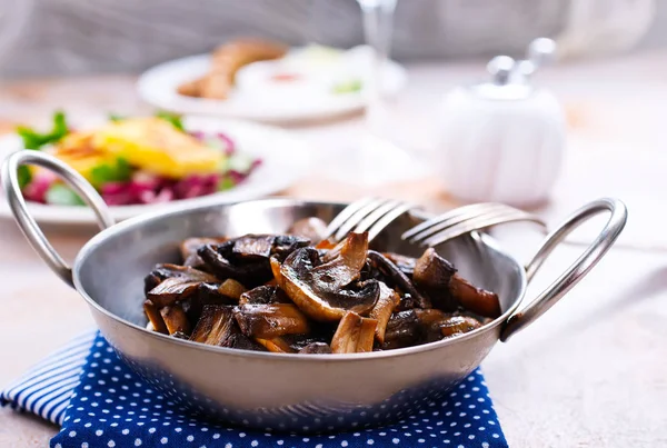 Fried mushrooms on table — Stock Photo, Image