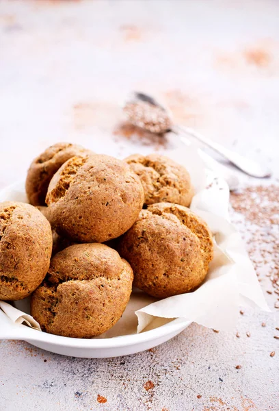 Frisches hausgemachtes Brot — Stockfoto