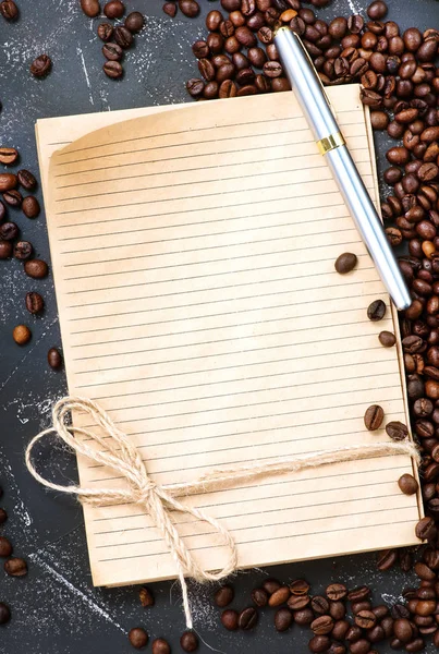 Coffee beans and note — Stock Photo, Image