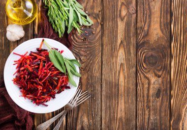 havuç ve ham pancar salatası 