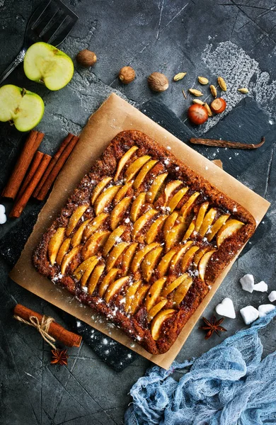 Torta di mele con cannella — Foto Stock