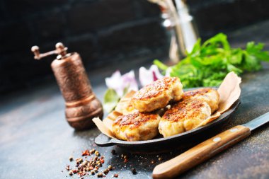 lezzetli kızarmış pirzola 