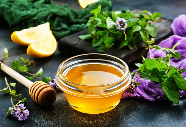 Aroma herbs and honey — Stock Photo, Image