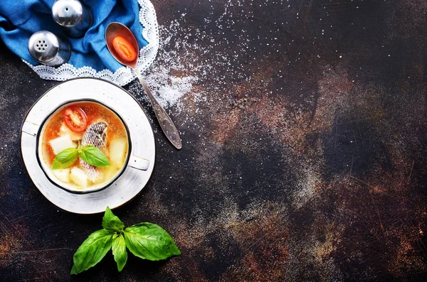 Soupe Poisson Dans Bol Sur Une Table — Photo