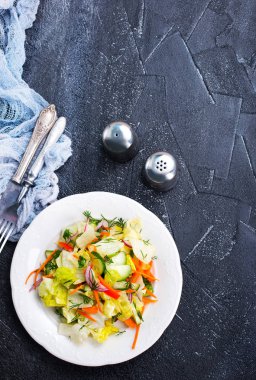 taze vejetaryen salata 