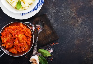  Kızarmış lahana ve patates püresi, yakından görmek 