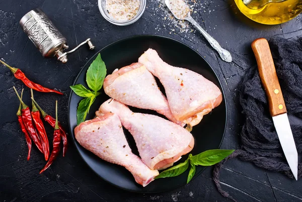 Carne Cruda Patas Pollo Con Hierbas Especias Ingredientes Para Cocinar — Foto de Stock