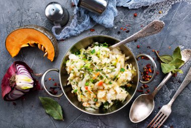 kase tatlı havuç lahana salatası