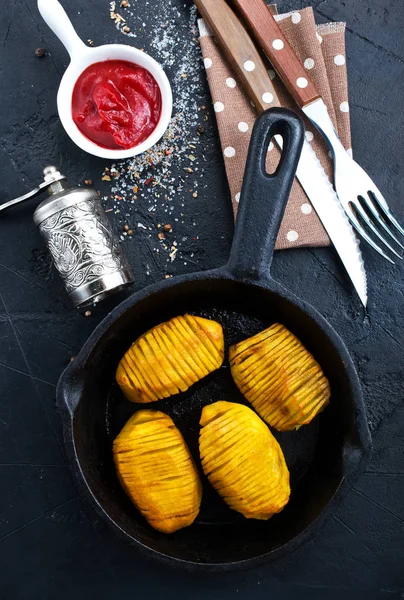 Baked Potatoes Spices Frying Pan — Stock Photo, Image