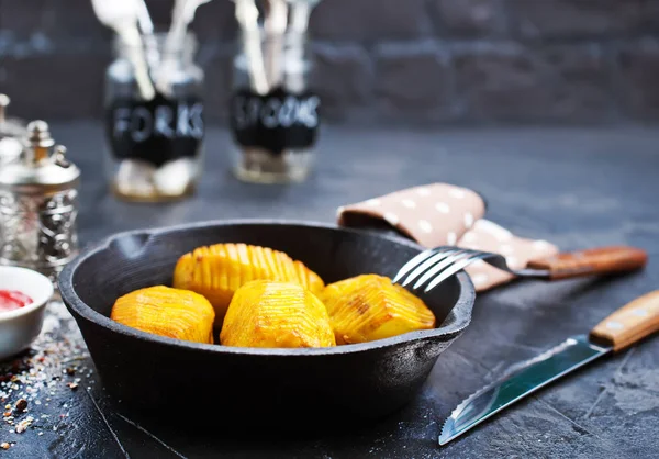 Baked Potatoes Spices Frying Pan — Stock Photo, Image