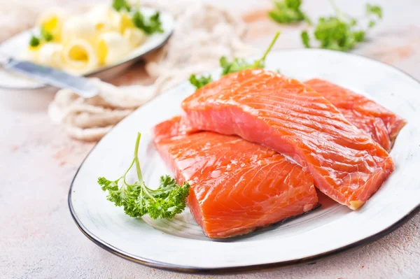 Delicioso Pescado Salmón Mesa Blanca — Foto de Stock