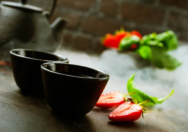 Tea Fresh Basil Strawberry Fresh Herbal Tea — Stock Photo, Image