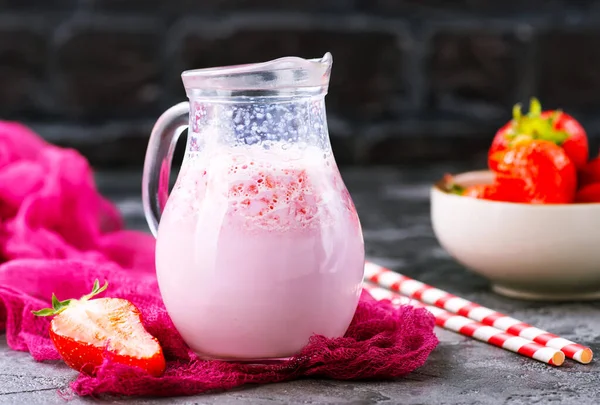 Bebida Fresa Con Leche Jarra — Foto de Stock