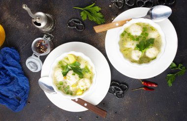 Tavuk köfteli taze çorba.