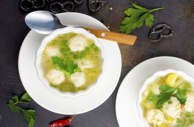 Tavuk köfteli taze çorba.