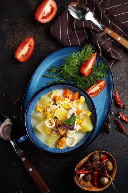 Deniz mahsulleri çorbası