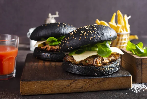 Hamburguesa negra — Foto de Stock